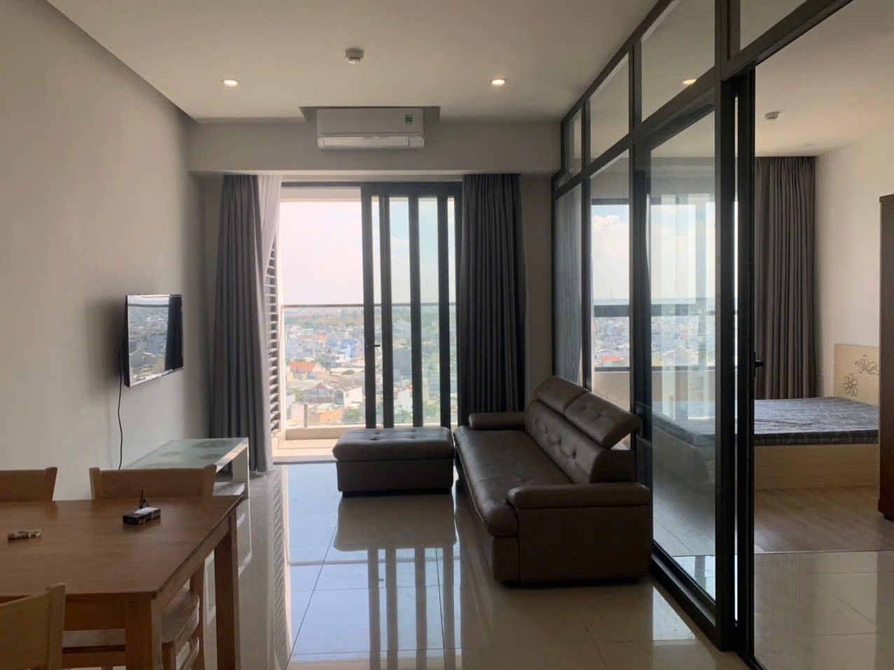 Ph&ograve;ng kh&aacute;ch căn hộ 53m2 1 ph&ograve;ng ngủ 1 vệ sinh 